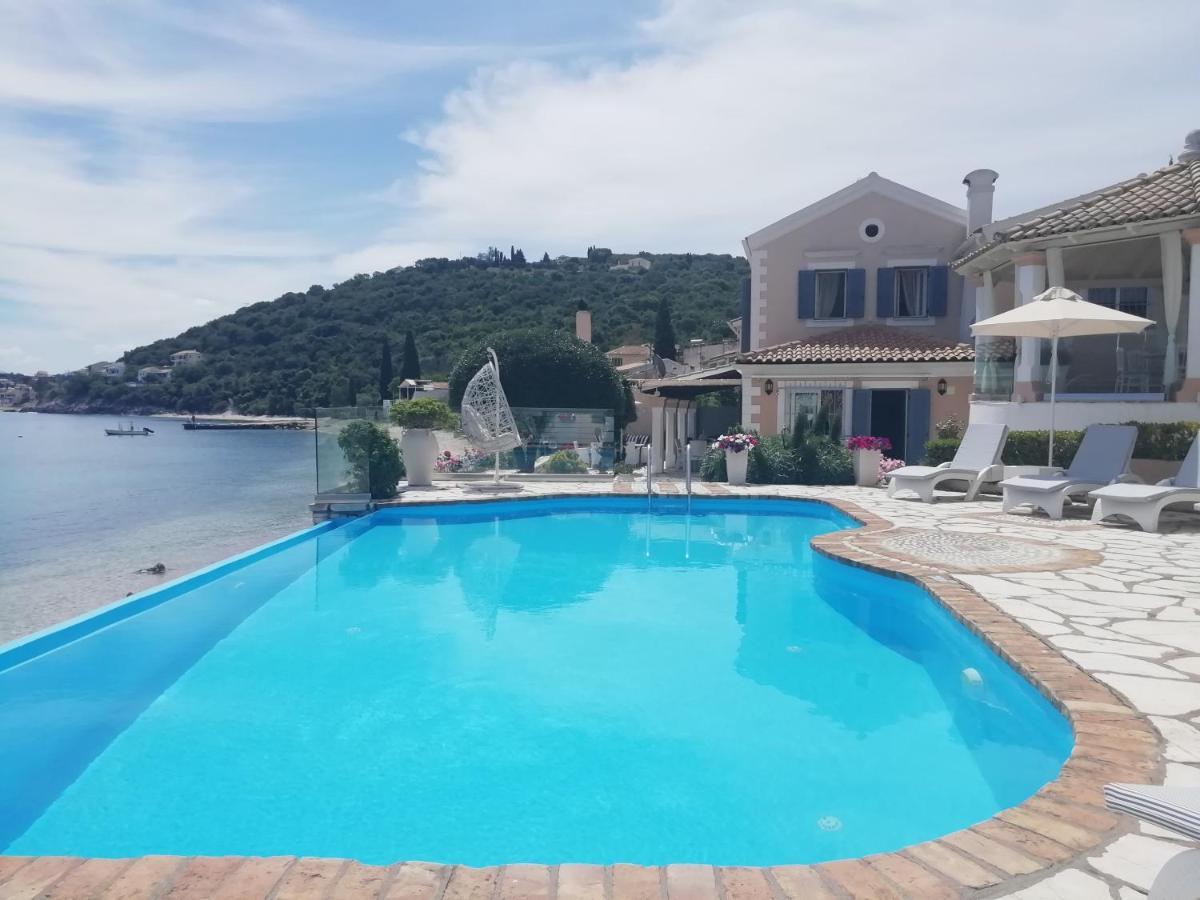 Imerolia Beach Villa Kassiopi Corfu Exterior photo