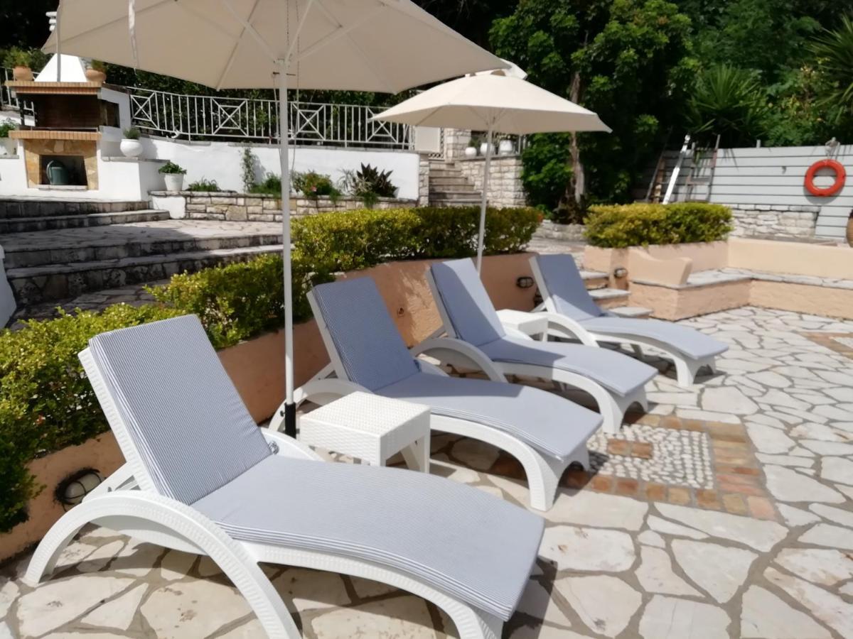Imerolia Beach Villa Kassiopi Corfu Exterior photo