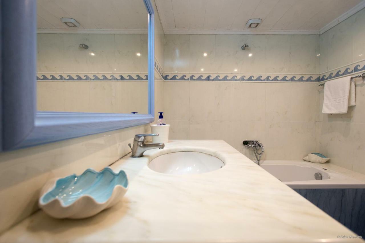 Imerolia Beach Villa Kassiopi Corfu Exterior photo